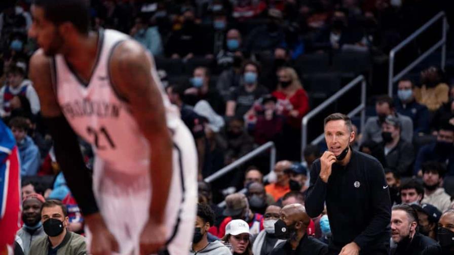 NBA multa a entrenador asistente y a Nets