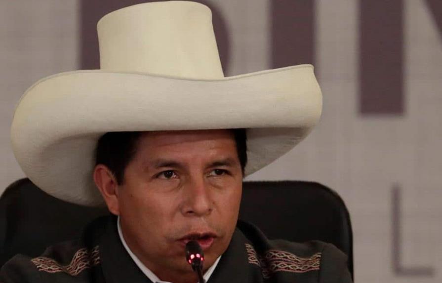 Fiscalía de Perú investiga al periodista que alentó a asesinar al presidente