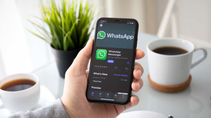 WhatsApp: estado en blanco y mensajes invisibles WhatsApp: estado en blanco y mensajes invisibles