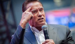 Schwarzenegger se ve implicado en un accidente vial múltiple en Los Ángeles