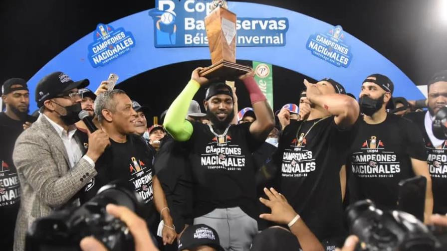 Ozuna, un MVP balsámico tras bordear el precipicio Ozuna, un MVP balsámico tras bordear el precipicio