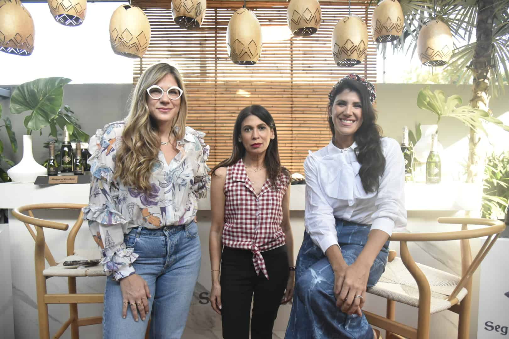 Michele Jiménez, Gina López y Cristal Jimenez. 