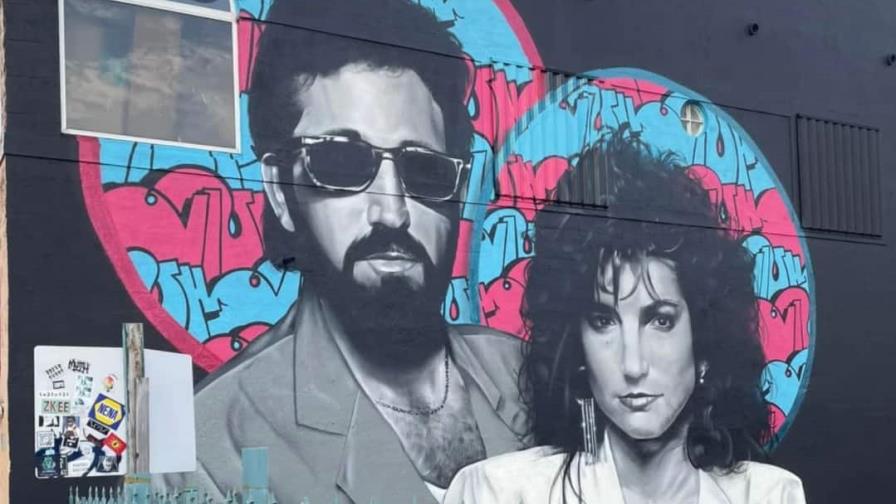 Inauguran mural de Gloria y Emilio Estefan en la Pequeña Habana de Miami Inauguran mural de Gloria y Emilio Estefan en la Pequeña Habana de Miami