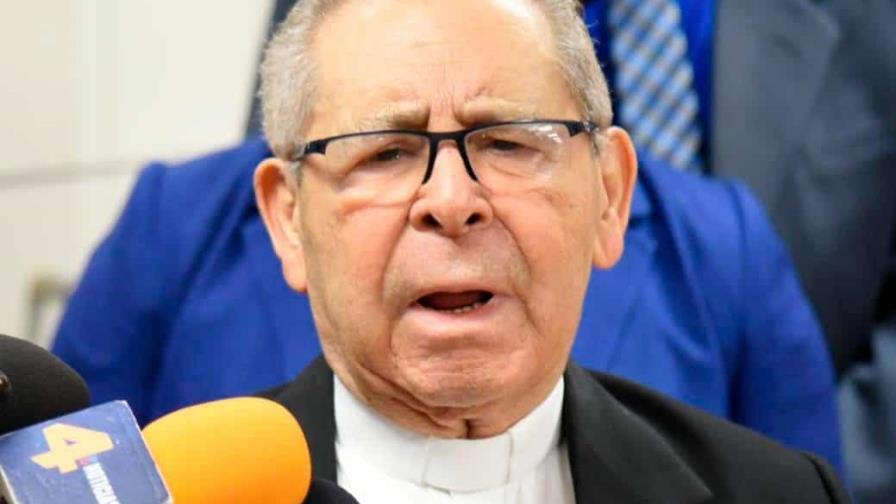 Muere monseñor Agripino Núñez Collado