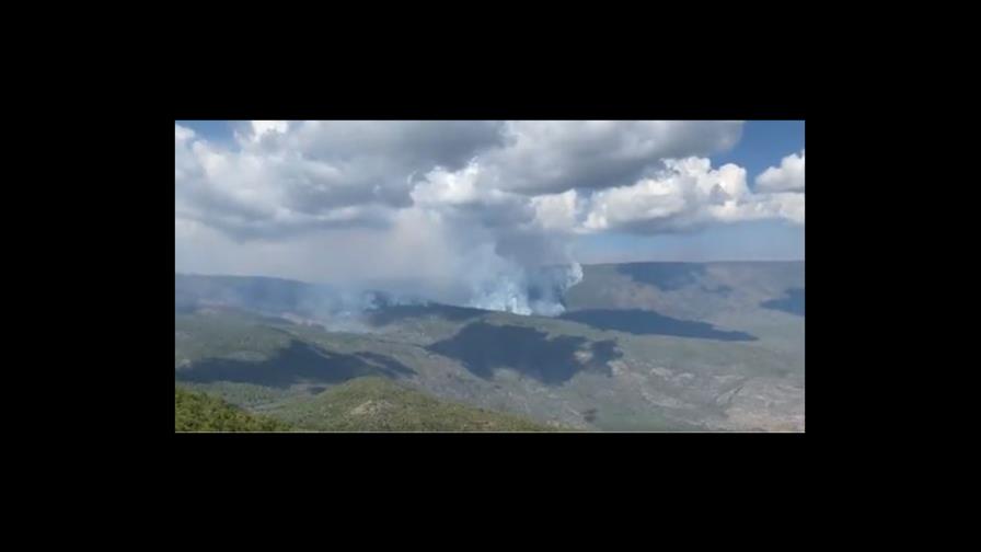 Medio Ambiente anuncia control de incendio en Sierra de Bahoruco
