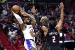 Heat deja escapar ventaja, pero vence a Lakers 113-107 Heat deja escapar ventaja, pero vence a Lakers 113-107