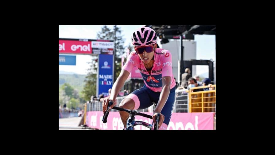 Egan Bernal, campeón del Tour de Francia, estable tras sufrir accidente en Colombia