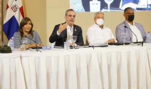 Gobernadoras rinden informes a Abinader sobre obras pendientes en las provincias