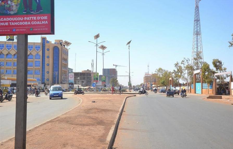 Los militares confirman el golpe de Estado en Burkina Faso y deponen a Kaboré
