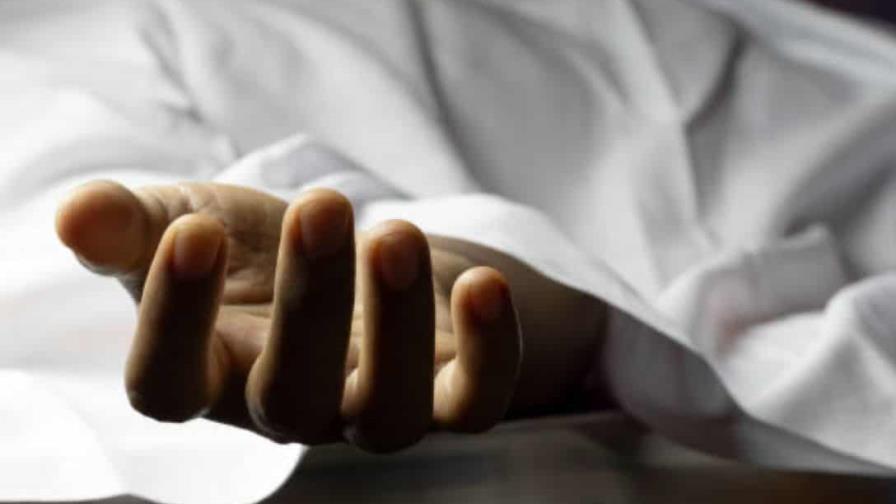 Muere hombre al chocar con un poste de luz en San Pedro de Macorís Muere hombre al chocar con un poste de luz en San Pedro de Macorís