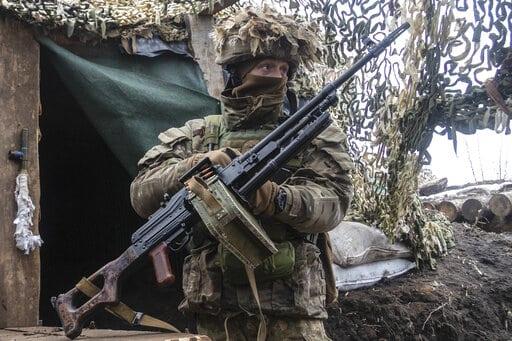 Ucrania pide calma, no ve inminente una invasión rusa
