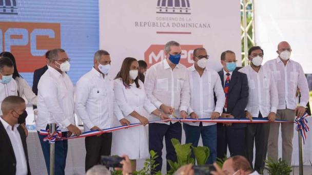 Gobierno inaugura reconstrucción de carretera en San Francisco de Macorís