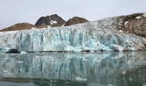 La NASA constata el desgaste glaciar desde el mar en Groenlandia