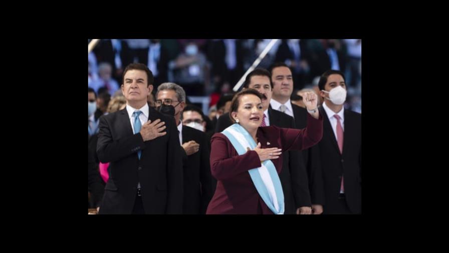 Xiomara Castro, de primera dama a primera presidenta de Honduras Xiomara Castro, de primera dama a primera presidenta de Honduras