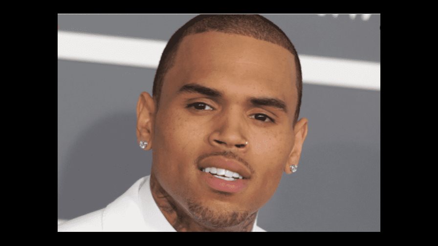 Mujer demanda a rapero Chris Brown por presuntamente haberla violado en Miami Mujer demanda a rapero Chris Brown por presuntamente haberla violado en Miami