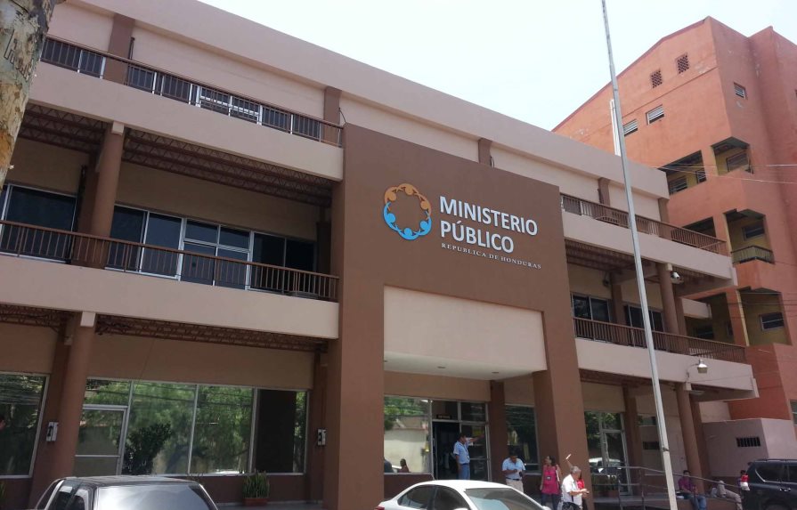 Fiscalía hondureña presenta pruebas contra exdirectivos por compra irregular