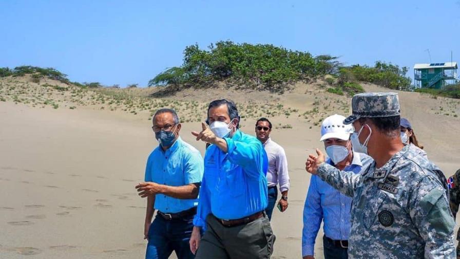 Medio Ambiente se querella contra propietario de ferretería que comercializaba arena de Las Dunas