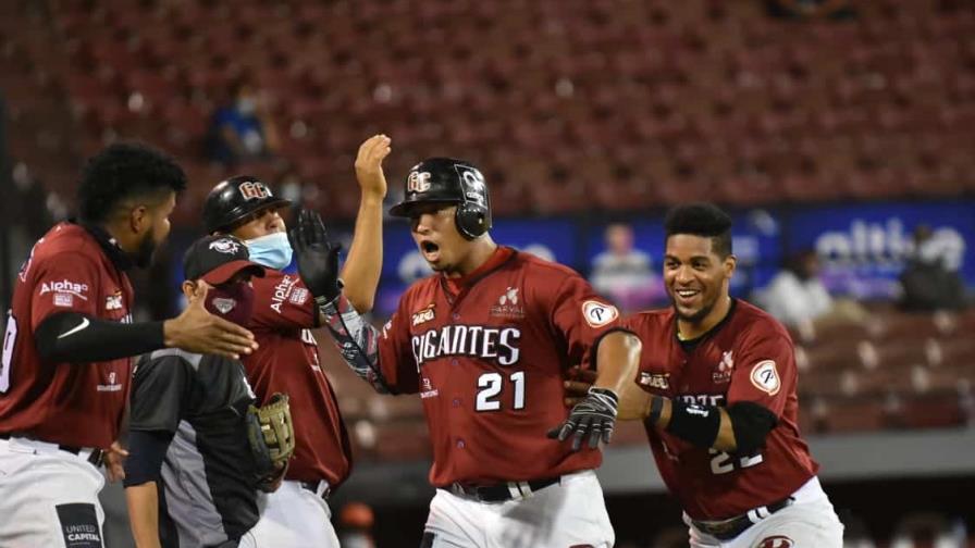 VÍDEO | Sierra emocionado por ir a Serie del Caribe con su equipo VÍDEO | Sierra emocionado por ir a Serie del Caribe con su equipo