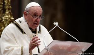 El papa dice que la pandemia no justifica la inseguridad laboral