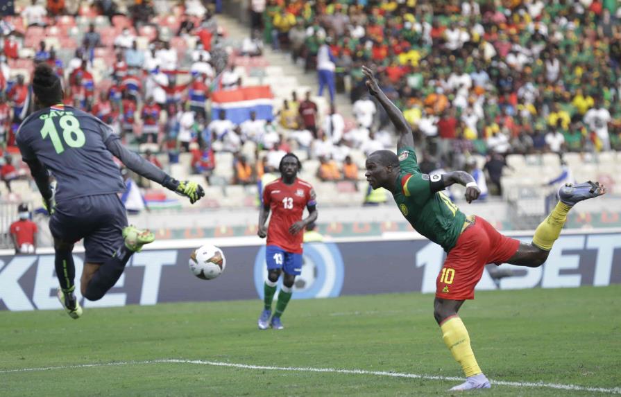 Anfitrión Camerún vence a Gambia en Copa Africana