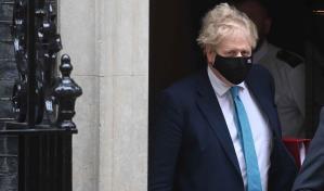 Johnson intensifica la diplomacia para evitar un baño de sangre en Europa