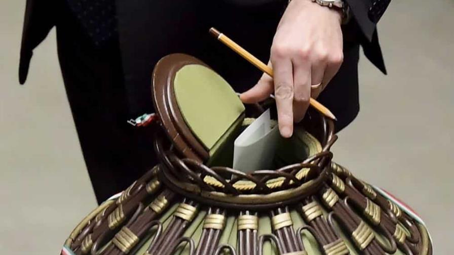 Sigue estancada elección de presidente en Italia Sigue estancada elección de presidente en Italia