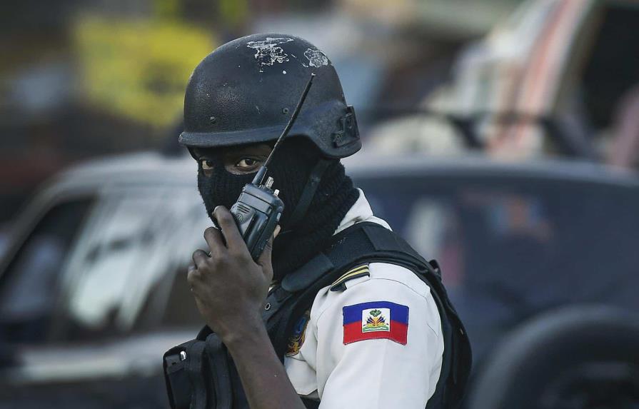 Policía en Haití realiza cambios tras protestas