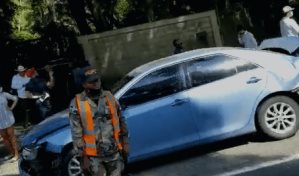 Al menos 12 veh&iacute;culos involucrados en accidente ocurrido en la autopista Duarte