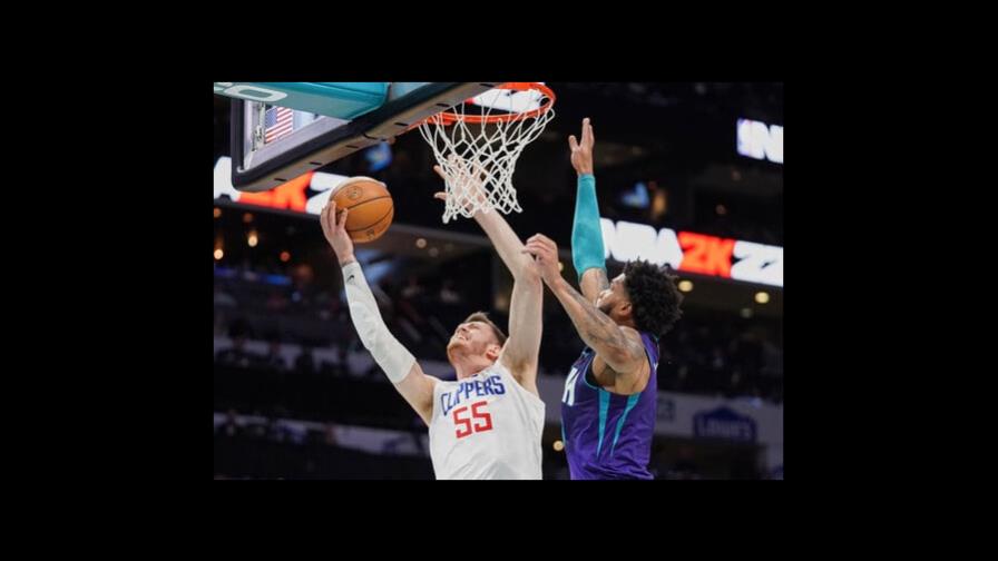 Clippers pasan por encima de Hornets, 115-90