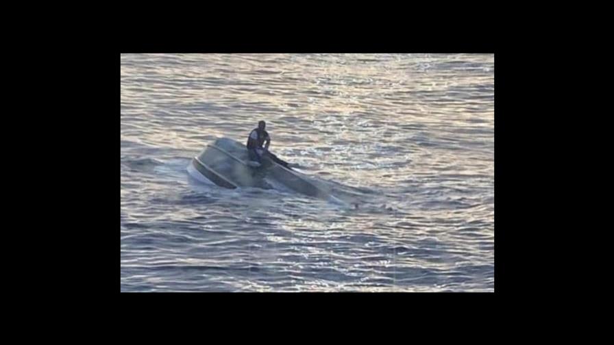 Fue muy duro, dice el sobreviviente del naufragio frente a Florida