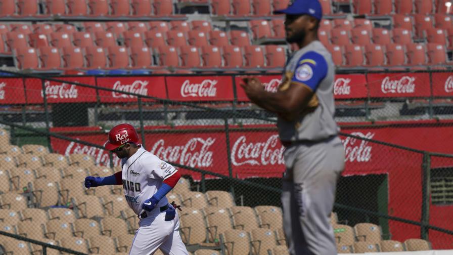 Félix Pérez, un bate importado que resuena en el Caribe, incluidos dos equipos dominicanos