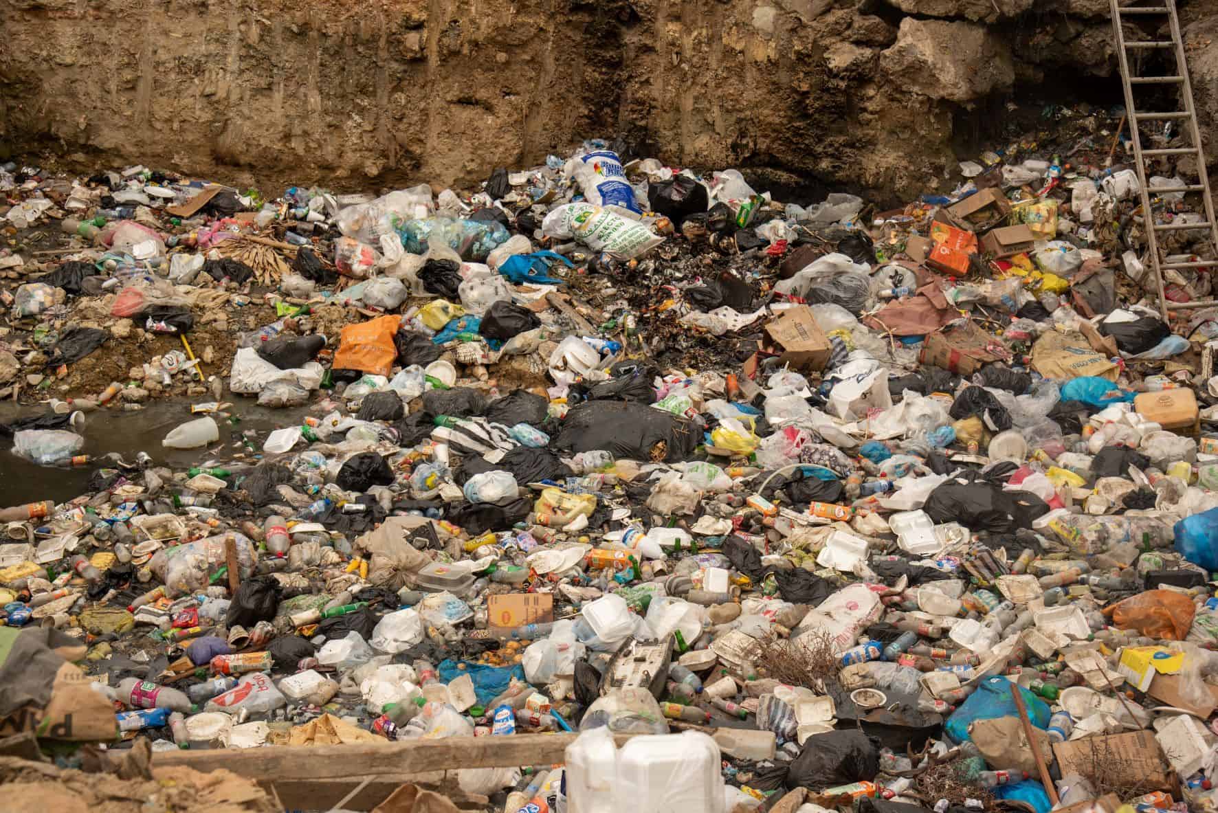 Basura de la cañada