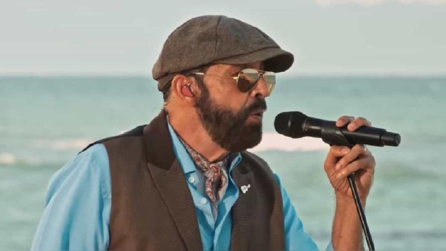 Juan Luis Guerra se alista para el estreno de su gira Entre Mar y Palmeras Tour
