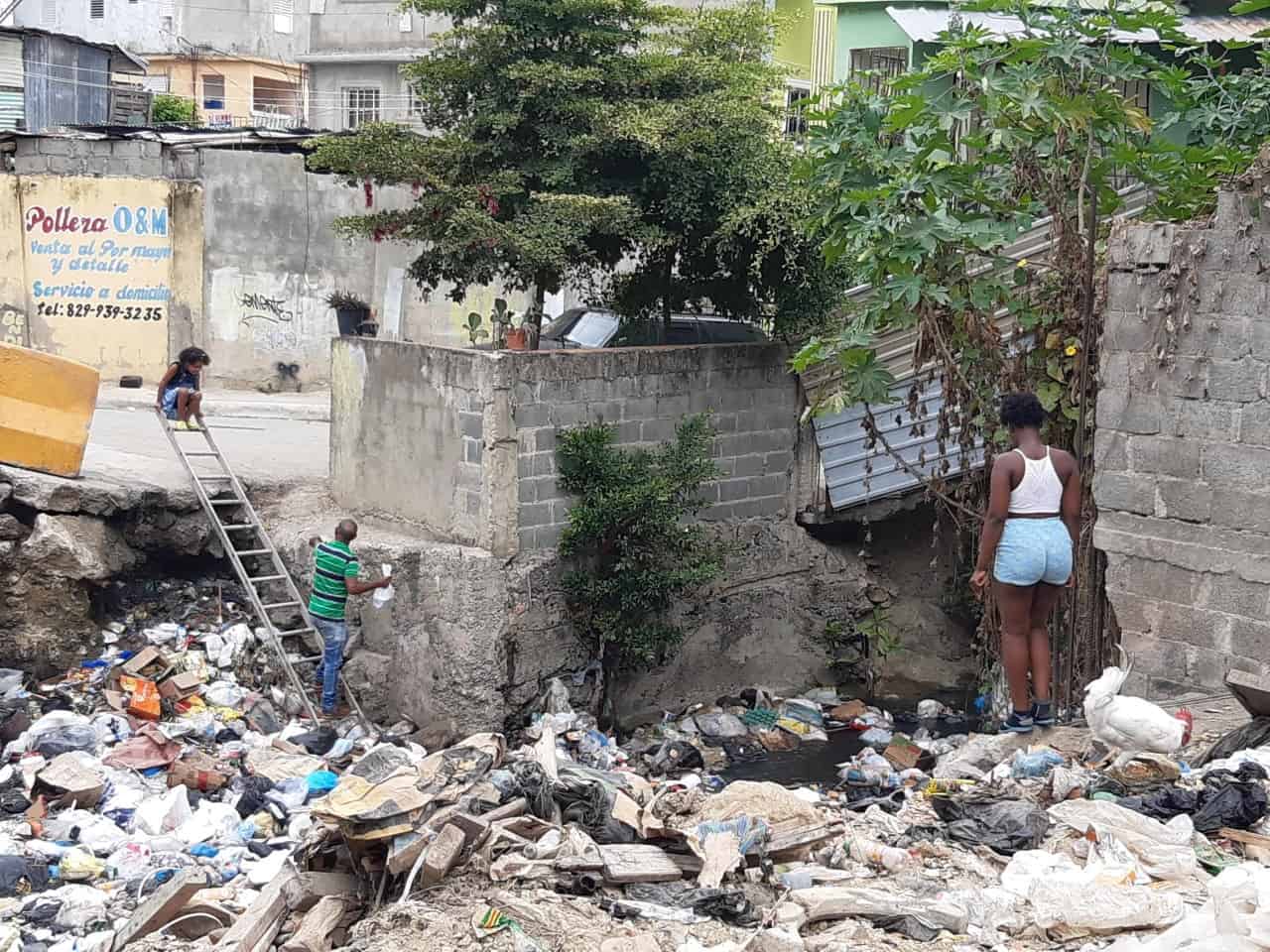 Los niños se exponen tanto como los adultos