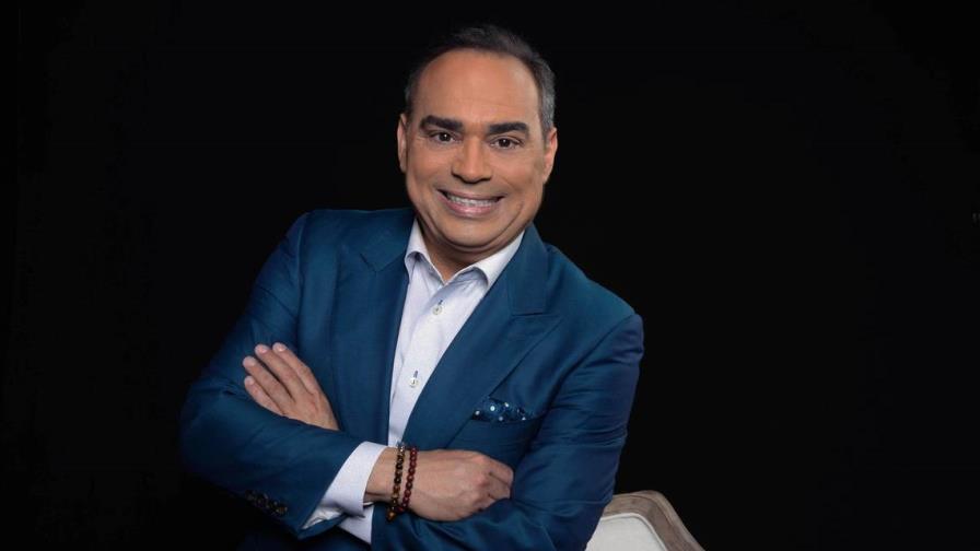 Gilberto Santa Rosa pone las “Cartas sobre la mesa” con su nuevo lanzamiento