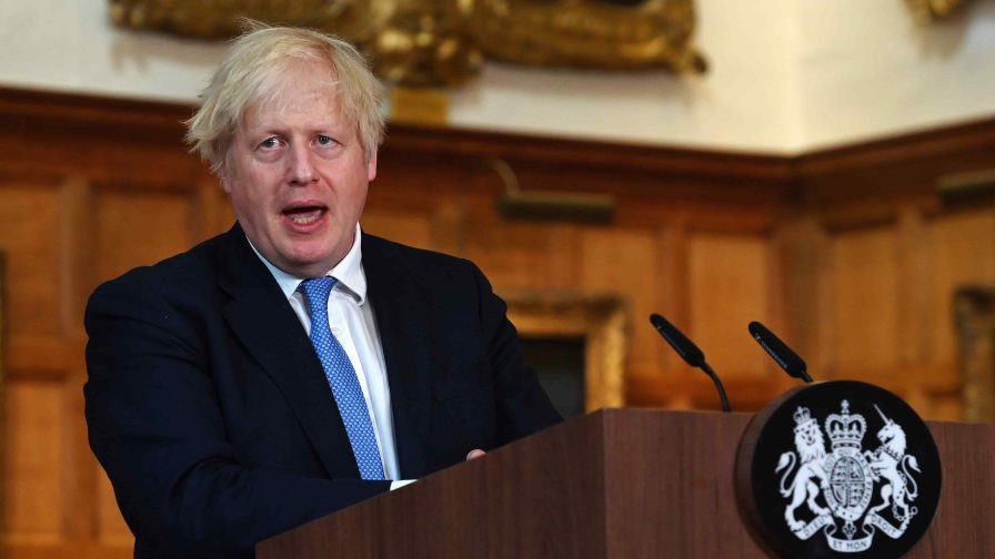 Johnson amenaza con sanciones en cuanto primera bota rusa pise Ucrania