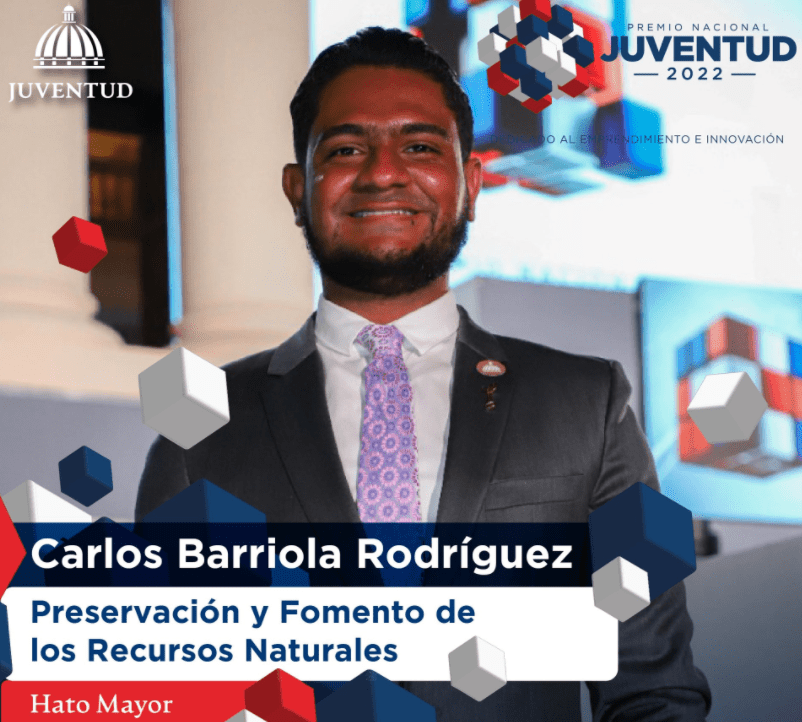 Carlos ha participado como voluntario en diferentes instituciones, tanto del sector público como privado.
Junto a un grupo de jóvenes, creó el Movimiento Socio Ambiental ????´ ???? ??????????, una organización sin fines de lucro que se dedica a organizar actividades sociales y ambientales, con el objetivo de fomentar el pensamiento crítico en nuestra sociedad.