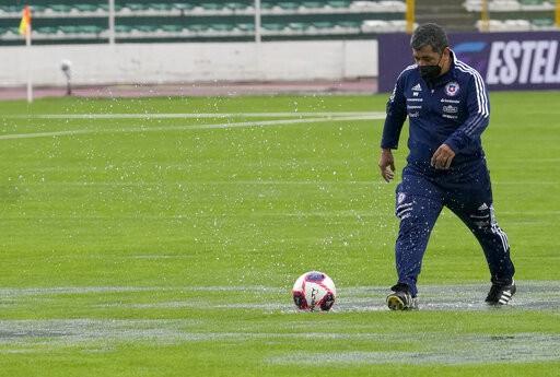 Alexis mantiene vivo a Chile, con victoria 3-2 en Bolivia