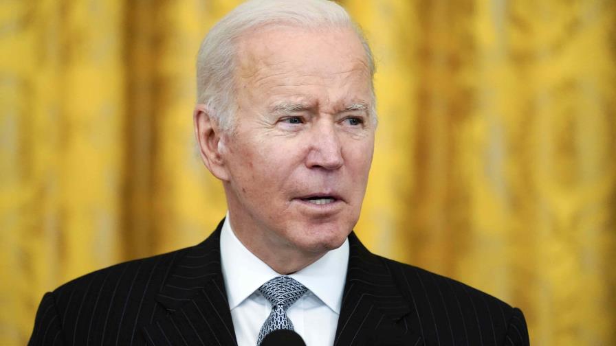 Biden promete combatir el cáncer con la misma urgencia que el COVID-19