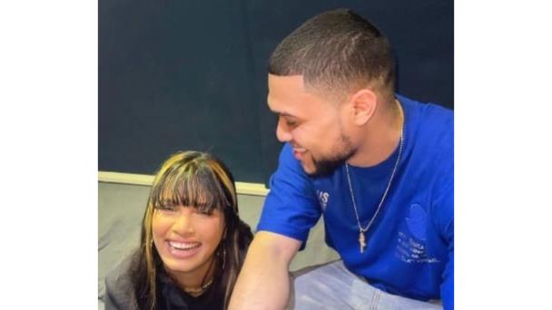 La Ross María y DJ Sammy confirman noviazgo de un mes, pese a negarlo