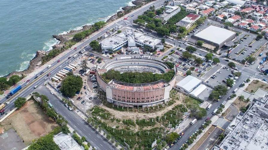 Continúa en los tribunales proceso para que el Estado recupere Teatro Agua y Luz