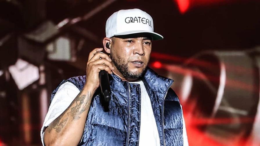 Video | Don Omar expulsa a fan por conducta inapropiada durante su concierto