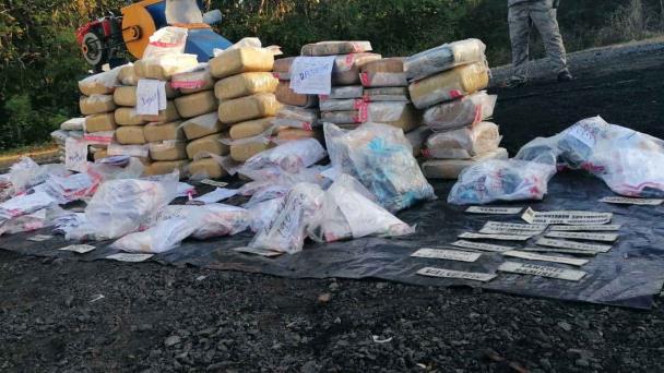 Incineran 858 kilogramos de diferentes drogas ocupadas en operativos