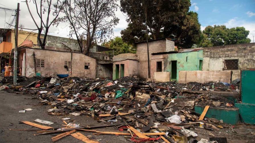 Cinco familias de San Carlos pierden todo en incendio