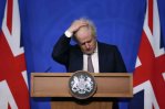 El jefe de prensa de Johnson deja el Gobierno, la segunda dimisión en un día