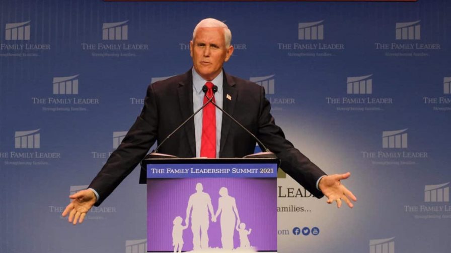 Los Archivos Nacionales de EEUU deciden entregar los registros de Pence al comité que evalúa el 6 de enero