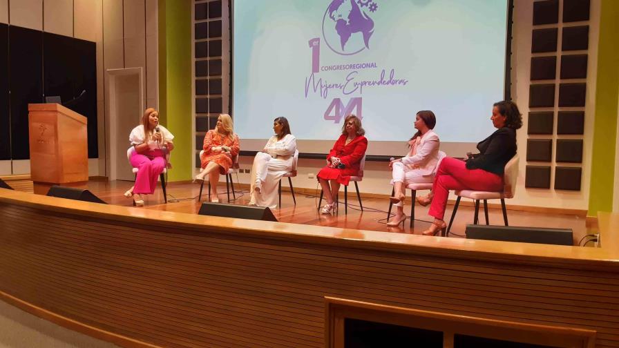 Emprendedoras de la región norte se reúnen en Congreso de negocios