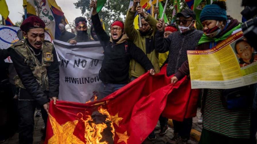 Tibetanos protestan contra los Juegos Olímpicos de Beijing