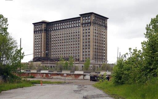 Automotriz Ford y Google crean centro de investigación en Detroit