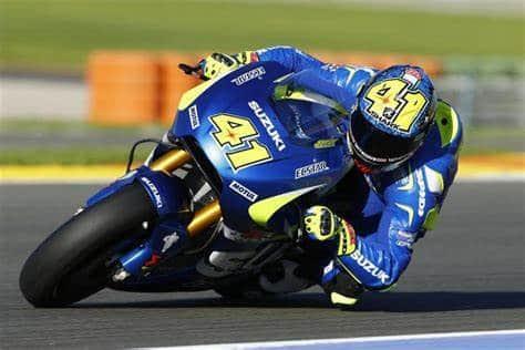 Aleix Espargaró domina primeros ensayos de MotoGP en Sepang